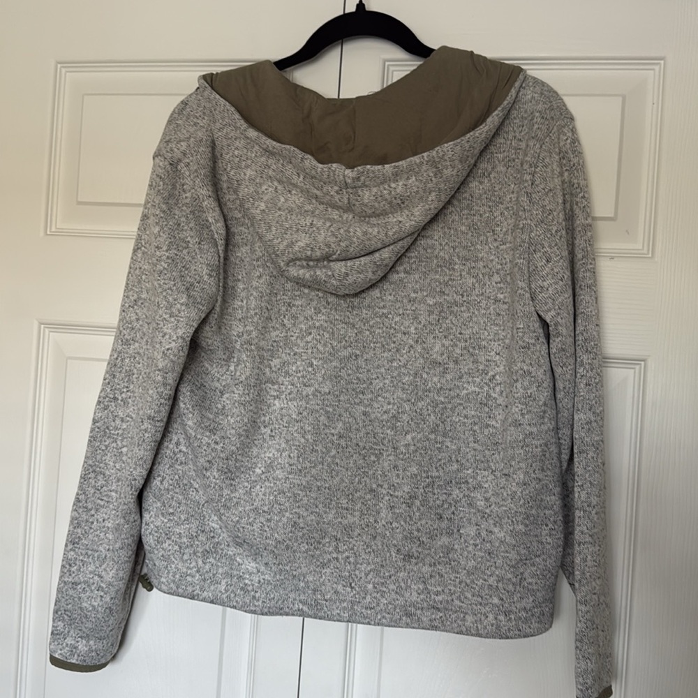 Billabong Gray oversized Hooded Sweatshirt with Quarter-Zip. - Picture 6 of 6